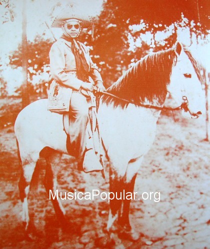 1996-luiz-gonzaga-50-anos-de-chao-foto2